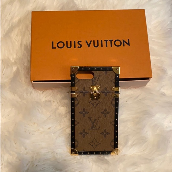 Louis Vuitton Accessories - Louis Vuitton Trunk Case